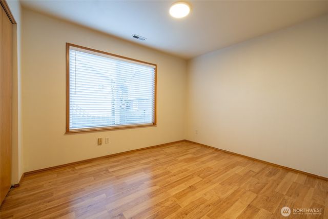 5018 Ryan Way, Seattle, WA 98178