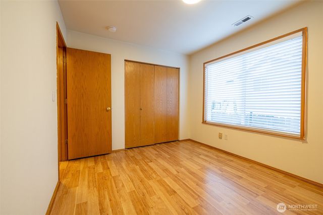 5018 Ryan Way, Seattle, WA 98178