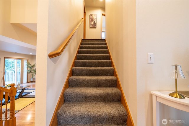 5018 Ryan Way, Seattle, WA 98178