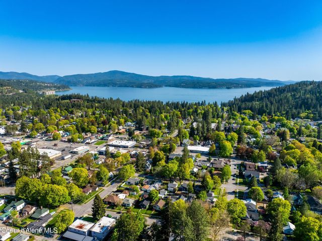 1019 E LAKESIDE AVE, Coeur D'alene, ID 83815
