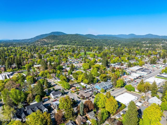 1019 E LAKESIDE AVE, Coeur D'alene, ID 83815