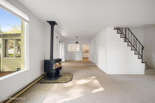 1019 E LAKESIDE AVE, Coeur D'alene, ID 83815