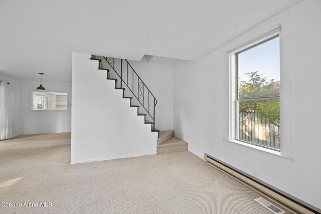 1019 E LAKESIDE AVE, Coeur D'alene, ID 83815