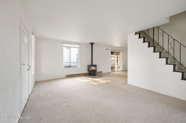 1019 E LAKESIDE AVE, Coeur D'alene, ID 83815