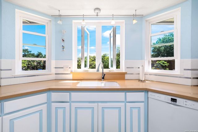 8723 Prince Hts, San Antonio, TX 78254