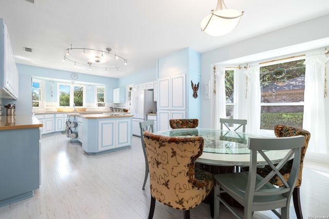 8723 Prince Hts, San Antonio, TX 78254