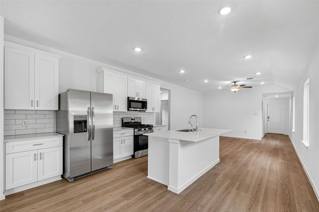 3529 Longhorn Valley Street, League City, TX 77511