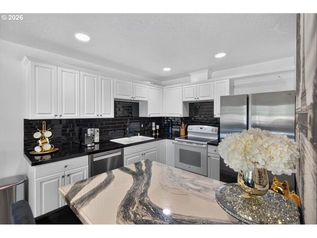 7608 Ne 62ND St, Vancouver, WA 98662