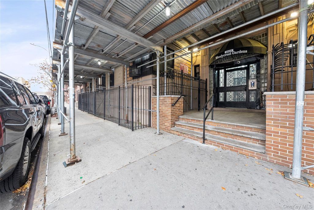 1200 Woodycrest Ave 3E, Bronx, NY 10452