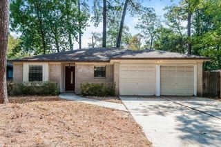 84 Fallshire Drive, The Woodlands, TX 77381
