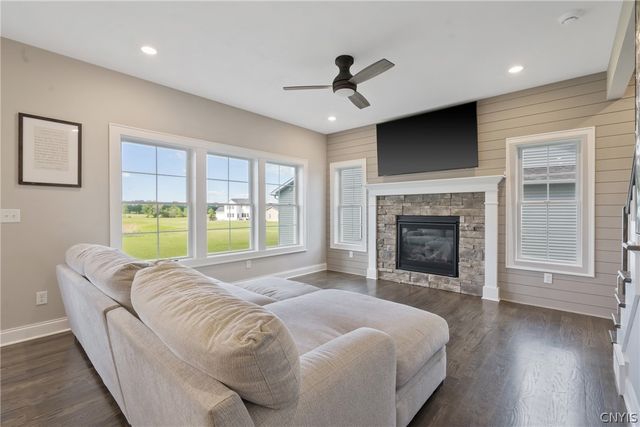3429 Tall Tree Lane, Lysander, NY 13027