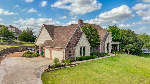 381 Creek Bend Drive, Aledo, TX 76008