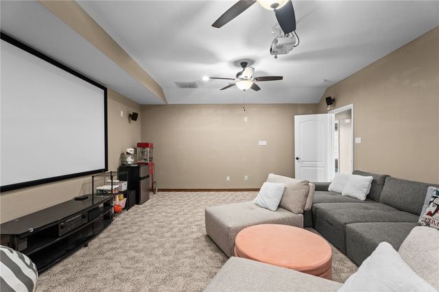 6252 Lemans Dr, Corpus Christi, TX 78414