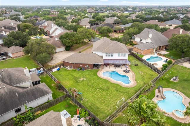 6252 Lemans Dr, Corpus Christi, TX 78414