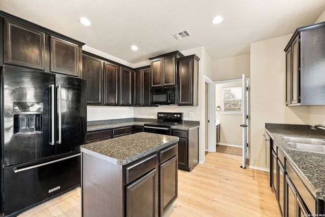 6918 Sabine, San Antonio, TX 78242
