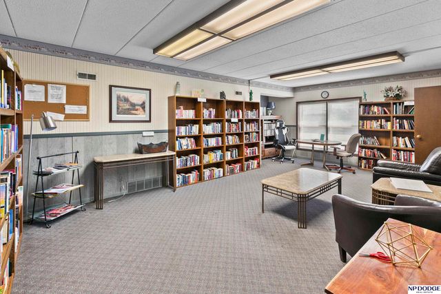 12727 W Dodge Road, Omaha, NE 68154