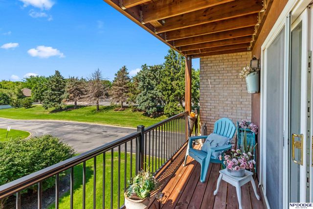 12727 W Dodge Road, Omaha, NE 68154