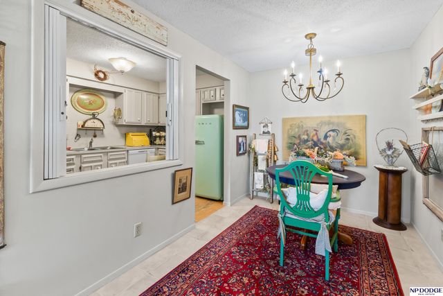 12727 W Dodge Road, Omaha, NE 68154