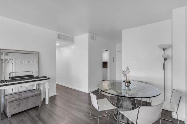 7441 Wayne Avenue 10H, Miami Beach, FL 33141