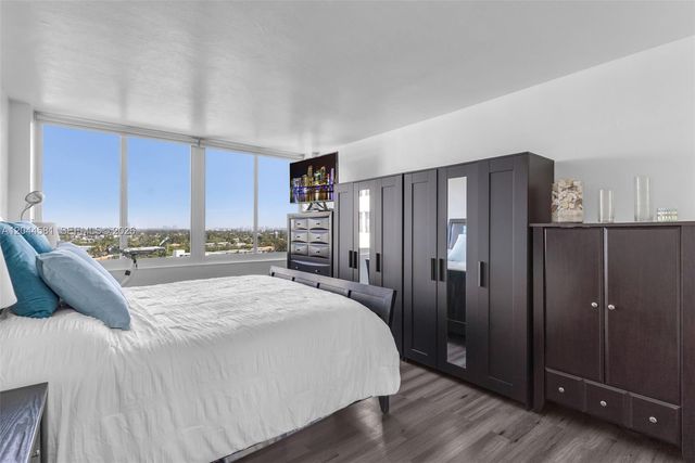 7441 Wayne Avenue 10H, Miami Beach, FL 33141