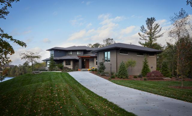 3081 Overridge Drive, Ann Arbor, MI 48104