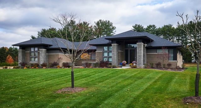3081 Overridge Drive, Ann Arbor, MI 48104