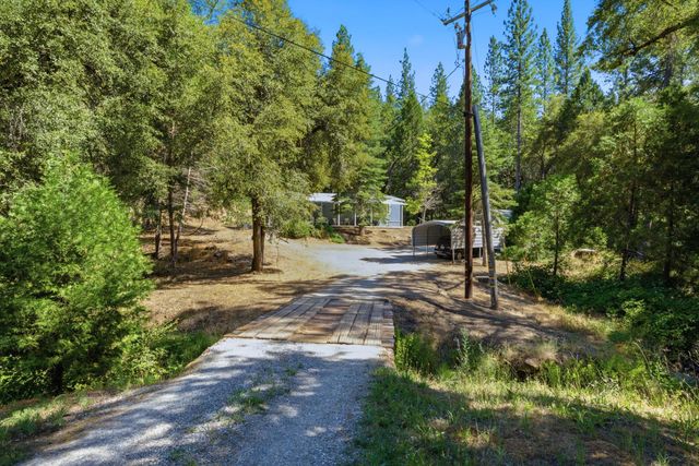 5281 Hidden Hollow Dr, Placerville, CA 95667