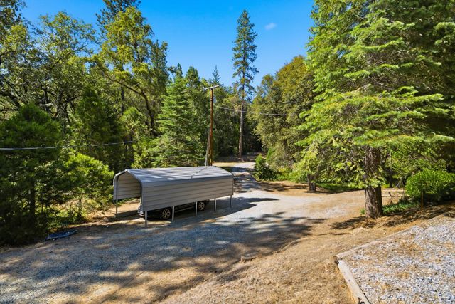 5281 Hidden Hollow Dr, Placerville, CA 95667