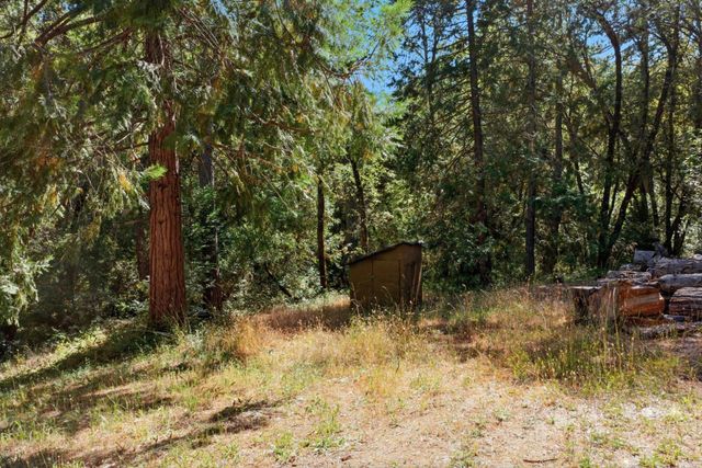 5281 Hidden Hollow Dr, Placerville, CA 95667