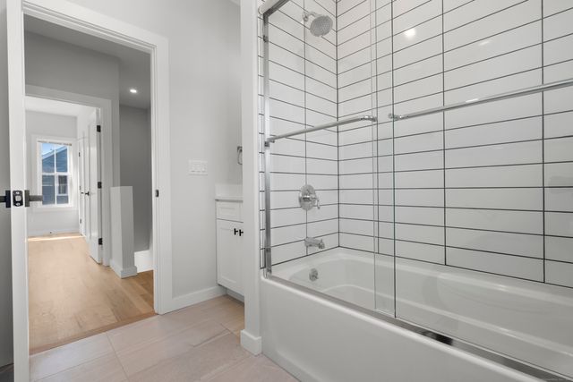 14 Taylor Street 18, Stamford, CT 06902