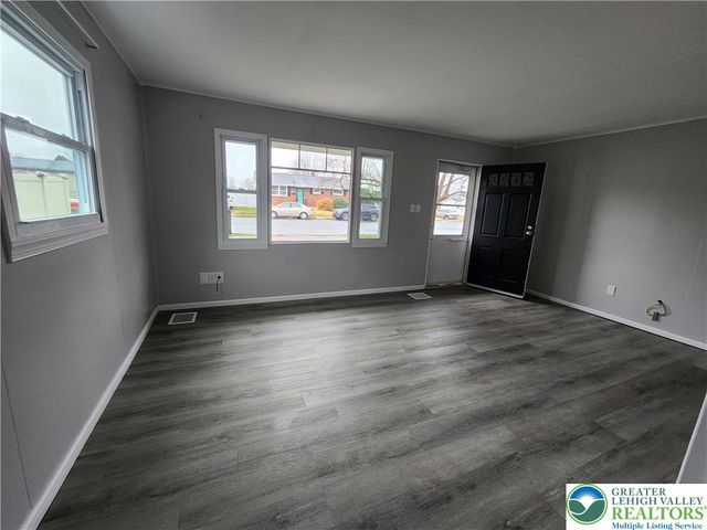 1631 North Boulevard, Bethlehem City, PA 18017