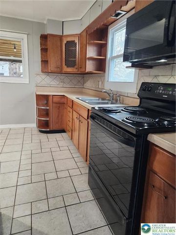 1631 North Boulevard, Bethlehem City, PA 18017