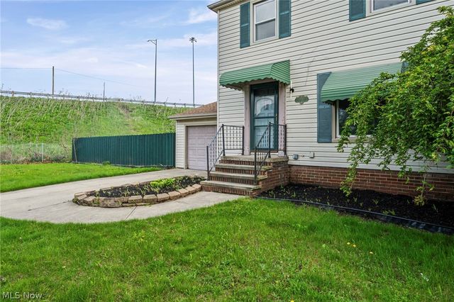 3139 W 138th Street, Cleveland, OH 44111
