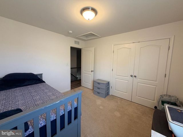 1 TWAIN ST, Gerrardstown, WV 25420