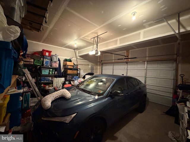 1 TWAIN ST, Gerrardstown, WV 25420