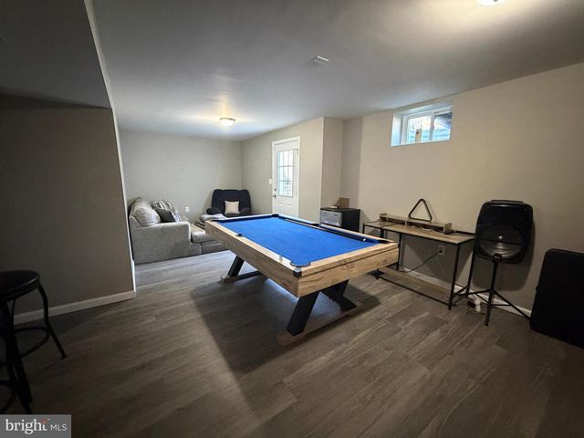 1 TWAIN ST, Gerrardstown, WV 25420