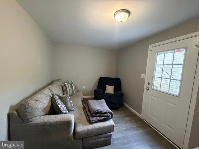 1 TWAIN ST, Gerrardstown, WV 25420