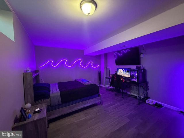 1 TWAIN ST, Gerrardstown, WV 25420