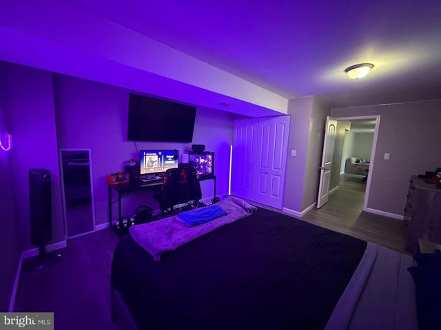 1 TWAIN ST, Gerrardstown, WV 25420