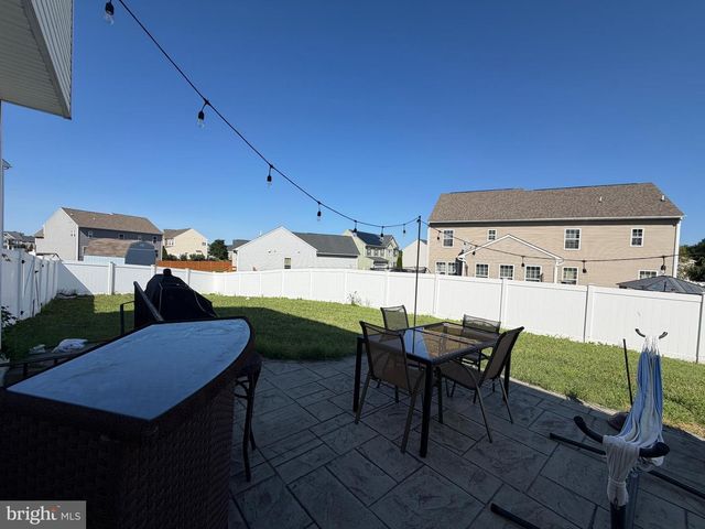 1 TWAIN ST, Gerrardstown, WV 25420