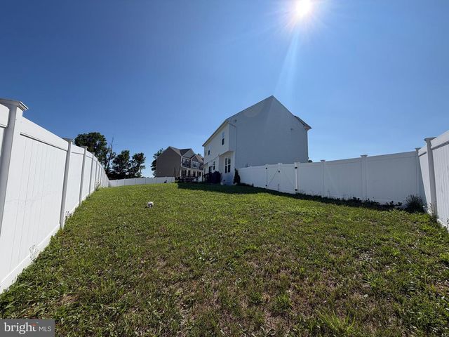 1 TWAIN ST, Gerrardstown, WV 25420