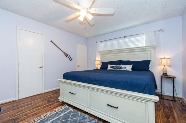 3535 Nasa Rd 1 Parkway 13, Seabrook, TX 77586