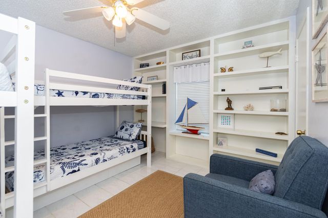 3535 Nasa Rd 1 Parkway 13, Seabrook, TX 77586