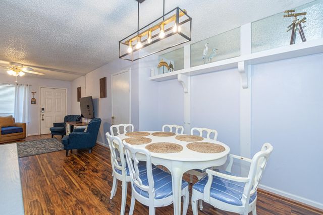 3535 Nasa Rd 1 Parkway 13, Seabrook, TX 77586