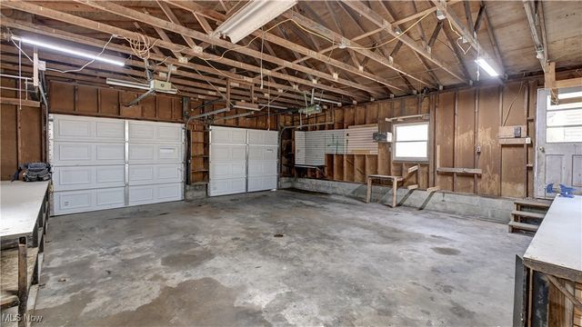 3265 Yorkview Road SW, New Philadelphia, OH 44663