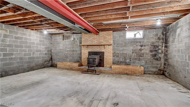 3265 Yorkview Road SW, New Philadelphia, OH 44663