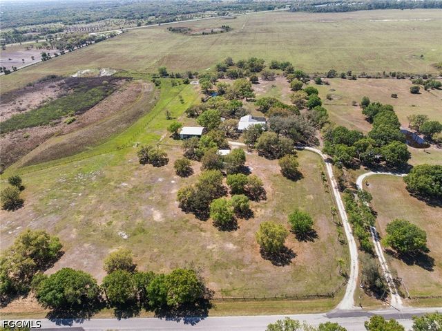 1767 Pollywog Crossover RD, Labelle, FL 33935
