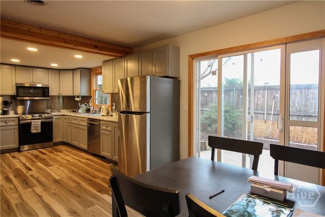 1775 S Milledge 15, Athens, GA 30605