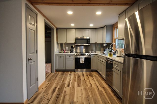 1775 S Milledge 15, Athens, GA 30605