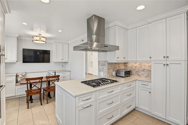 18220 Clark Street, Tarzana, CA 91356